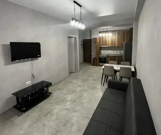 ქირავდება 2 ოთახიანი ბინა 50მ² 2/15 სართ თბილისი