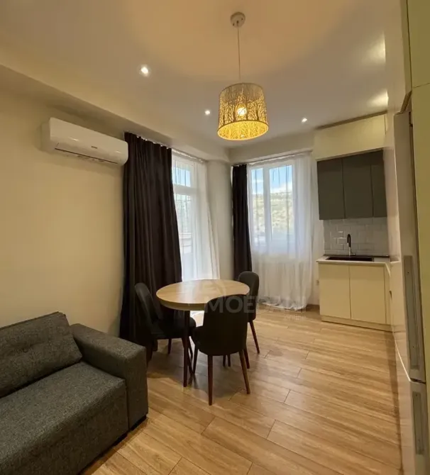 ქირავდება 2 ოთახიანი ბინა 50მ² 7/24 სართ თბილისი - photo 1