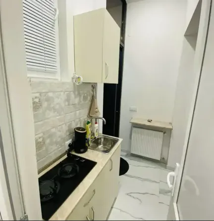 ქირავდება 1 ოთახიანი ბინა 25მ² 1/1 სართ თბილისი