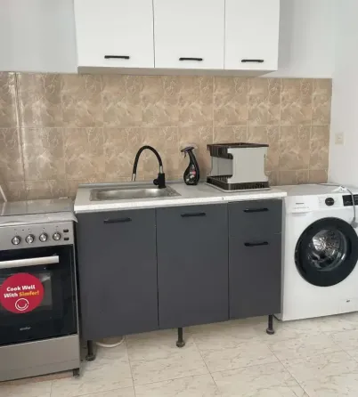 ქირავდება 3 ოთახიანი ბინა 100მ² 1/1 სართ თბილისი