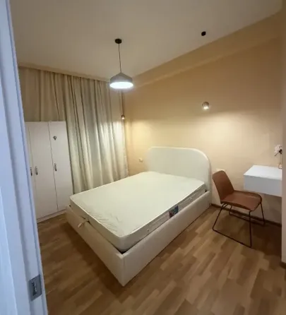 ქირავდება 2 ოთახიანი ბინა 45მ² 5/12 სართ თბილისი