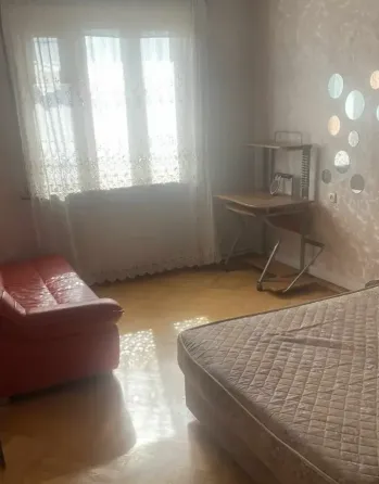 ქირავდება 3 ოთახიანი ბინა 100მ² 6/9 სართ თბილისი