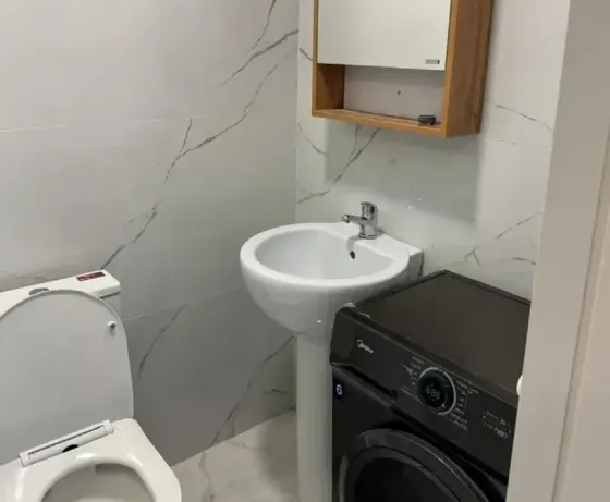 ქირავდება 3 ოთახიანი ბინა 63მ² 5/8 სართ თბილისი