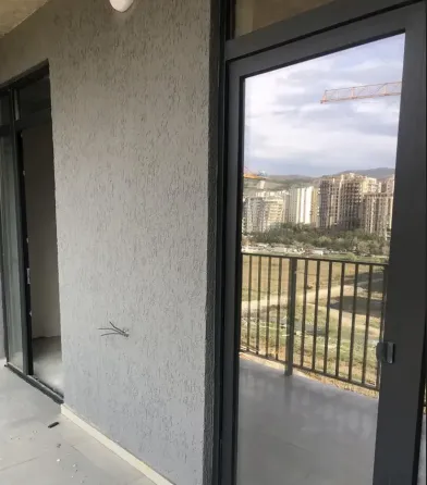 იყიდება 2 ოთახიანი ბინას 55მ² 9/25 სართ თბილისი