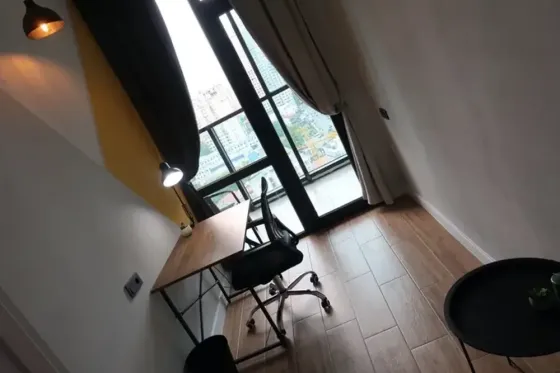 იყიდება 2 ოთახიანი ბინას 40მ² 7/33 სართ ბათუმი