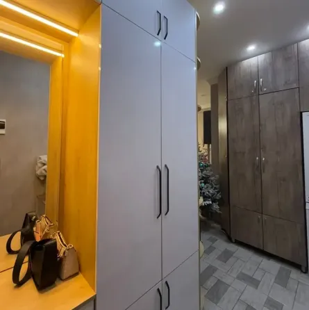 იყიდება 1 ოთახიანი ბინას 47მ² 4/11 სართ ბათუმი