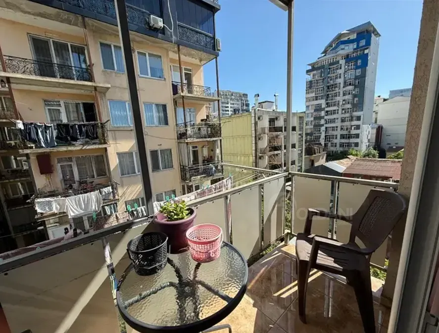 იყიდება 1 ოთახიანი ბინას 47მ² 4/11 სართ ბათუმი - photo 14