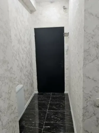 იყიდება 3 ოთახიანი ბინას 77მ² 1/2 სართ თბილისი