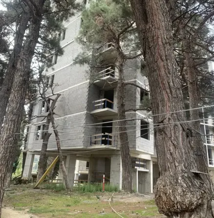 იყიდება 2 ოთახიანი ბინას 41მ² 5/12 სართ თბილისი