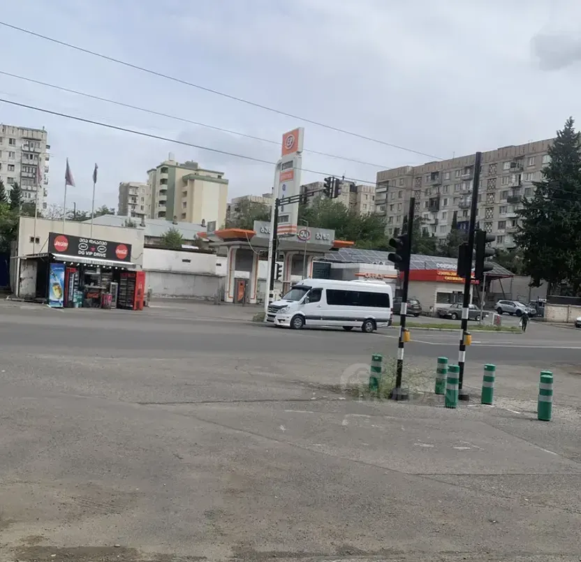 იყიდება 2 ოთახიანი ბინას 41მ² 5/12 სართ თბილისი - photo 1