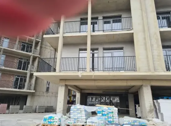 იყიდება 3 ოთახიანი ბინას 80მ² 2/12 სართ თბილისი