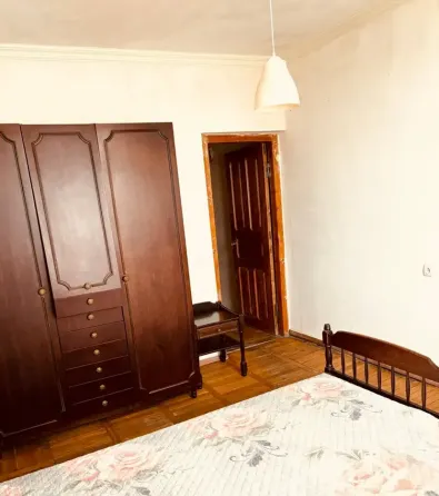 იყიდება 2 ოთახიანი ბინას 67მ² 14/15 სართ თბილისი