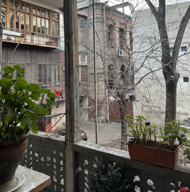 იყიდება 3 ოთახიანი ბინას 68მ² 3/3 სართ თბილისი - photo 11