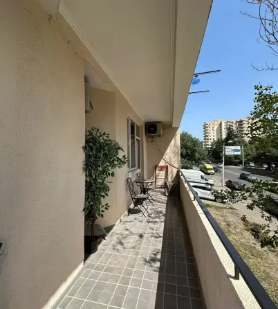 ქირავდება 2 ოთახიანი ბინა 50მ² 2/9 სართ თბილისი