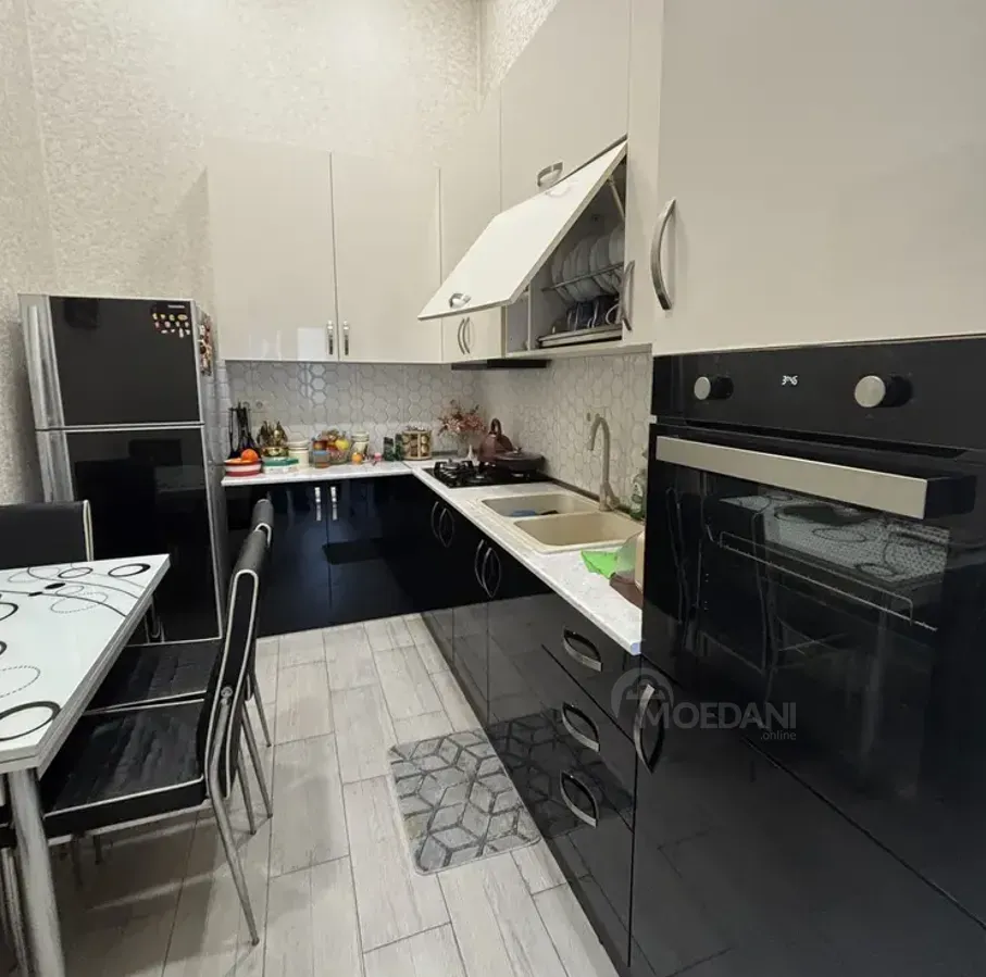 ქირავდება 2 ოთახიანი ბინა 50მ² 2/9 სართ თბილისი - photo 2