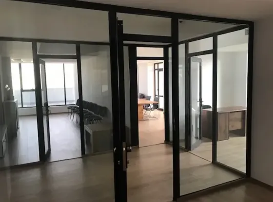 Ქირავდება საოფისე კომერციული ფართი დიღმის მასივში თბილისი