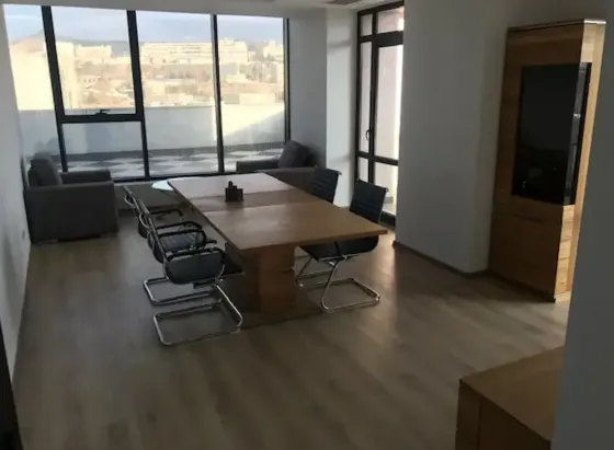 Ქირავდება საოფისე კომერციული ფართი დიღმის მასივში თბილისი