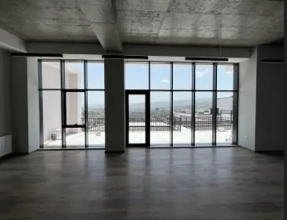 Საოფისე კომერციული ფართი დიღმის მასივში თბილისი