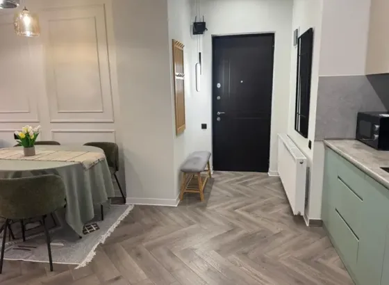 ქირავდება 3 ოთახიანი ბინა 70მ² 4/8 სართ თბილისი