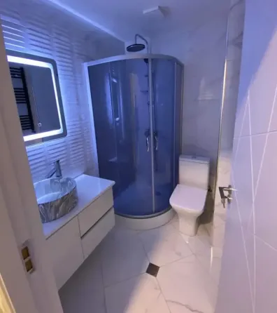 ქირავდება 2 ოთახიანი ბინა 55მ² 4/12 სართ თბილისი