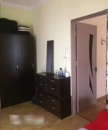 ქირავდება 2 ოთახიანი ბინა 40მ² 3/9 სართ თბილისი