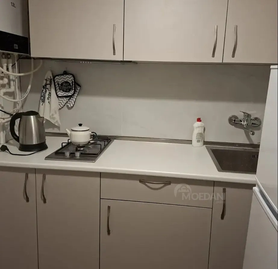 ქირავდება 3 ოთახიანი ბინა 65მ² 2/5 სართ თბილისი - photo 1