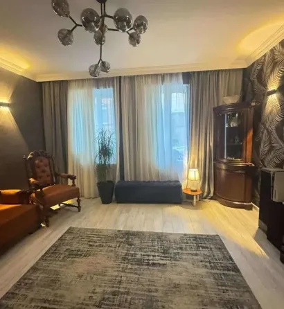 ქირავდება 2 ოთახიანი ბინა 60მ² 1/2 სართ თბილისი