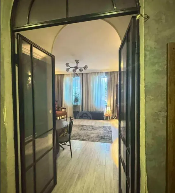 ქირავდება 2 ოთახიანი ბინა 60მ² 1/2 სართ თბილისი - photo 3