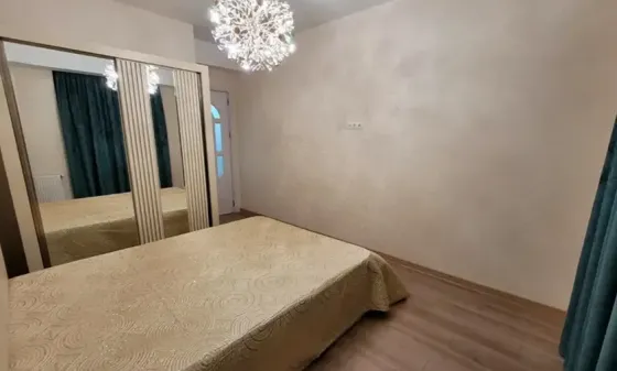 ქირავდება 2 ოთახიანი ბინა 50მ² 5/9 სართ თბილისი