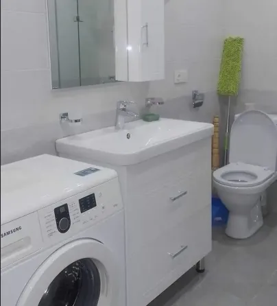 ქირავდება 2 ოთახიანი ბინა 63მ² 4/16 სართ თბილისი