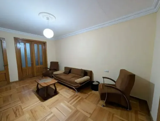 ქირავდება 3 ოთახიანი ბინა 80მ² 3/8 სართ თბილისი