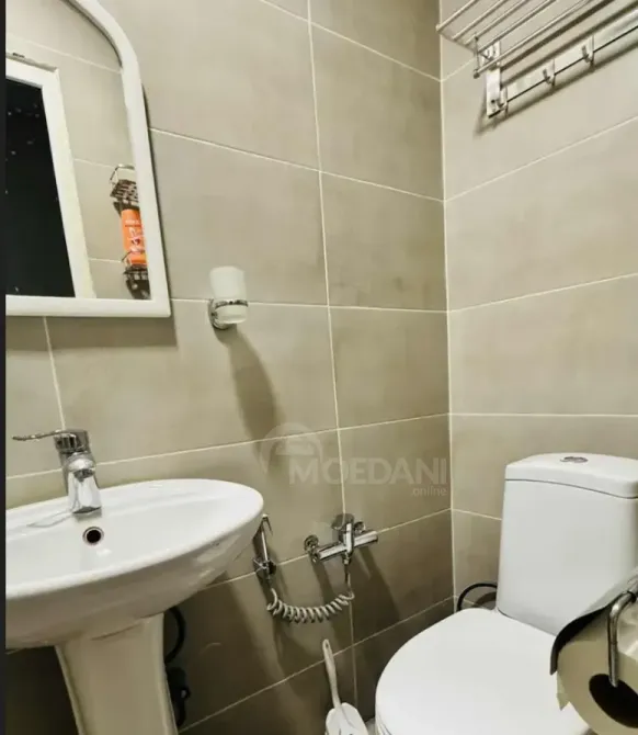 ქირავდება 2 ოთახიანი ბინა 45მ² 1/9 სართ თბილისი - photo 1