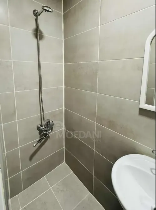 ქირავდება 2 ოთახიანი ბინა 45მ² 1/9 სართ თბილისი - photo 3