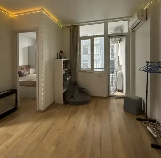 ქირავდება 2 ოთახიანი ბინა 33მ² 9/15 სართ ბათუმი