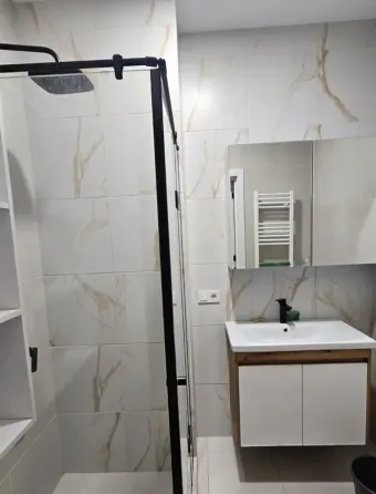 იყიდება 2 ოთახიანი ბინას 57მ² 3/12 სართ თბილისი