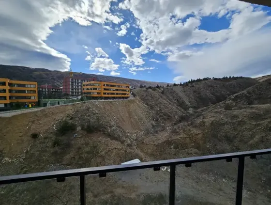 იყიდება 3 ოთახიანი ბინას 88.1მ² 12/12 სართ თბილისი