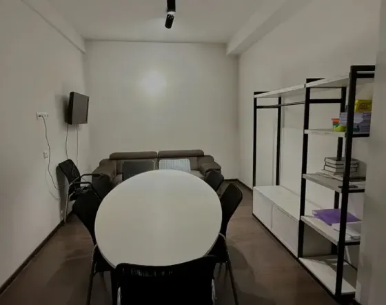 იყიდება 2 ოთახიანი ბინას 56.96მ² 2/12 სართ თბილისი