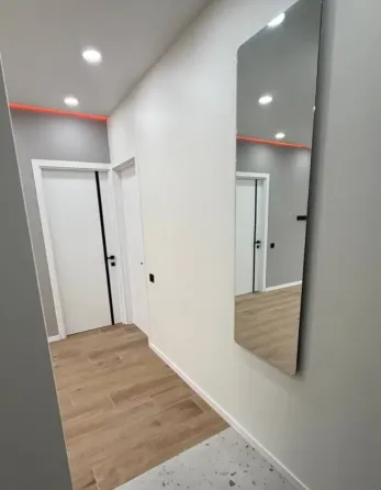 იყიდება 2 ოთახიანი ბინას 72მ² 3/5 სართ რუსთავი