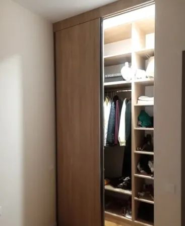 იყიდება 2 ოთახიანი ბინას 58.4მ² 3/12 სართ თბილისი