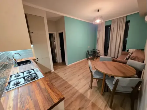 ქირავდება 2 ოთახიანი ბინა 55მ² 2/8 სართ თბილისი