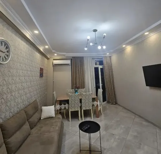 ქირავდება 3 ოთახიანი ბინა 100მ² 9/12 სართ თბილისი