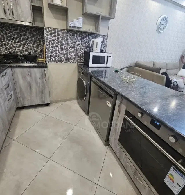 ქირავდება 3 ოთახიანი ბინა 100მ² 9/12 სართ თბილისი - photo 4