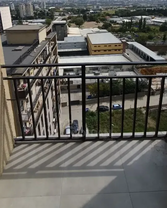 იყიდება 2 ოთახიანი ბინას 43მ² 11/14 სართ თბილისი - photo 3