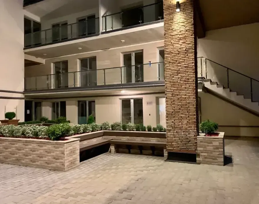 ქირავდება 2 ოთახიანი ბინა 60მ² 8/12 სართ თბილისი - photo 2