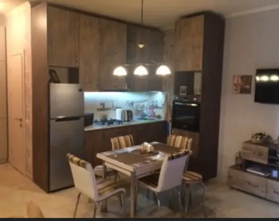 ქირავდება 1 ოთახიანი ბინა 42მ² 2/6 სართ თბილისი