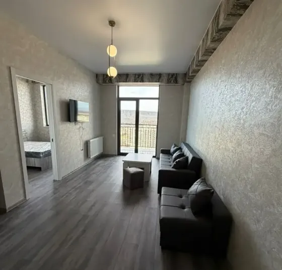 ქირავდება 2 ოთახიანი ბინა 55მ² 6/13 სართ თბილისი