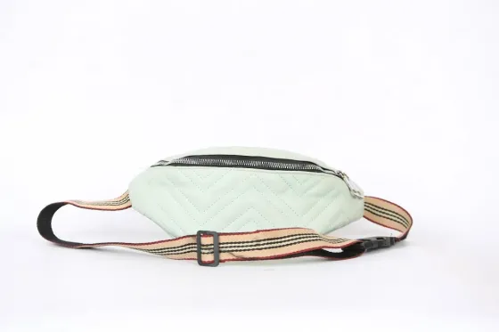 Წელის ჩანთა ღია მწვანე თბილისი