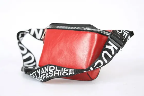 Ქალის ხელ ჩანთა წითელი თბილისი