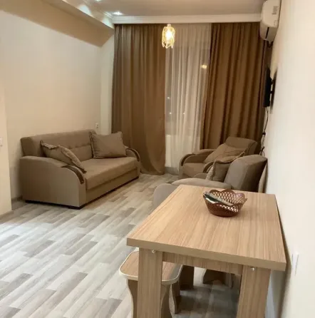 ქირავდება 2 ოთახიანი ბინა 50მ² 2/2 სართ თბილისი