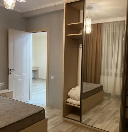 ქირავდება 2 ოთახიანი ბინა 50მ² 2/2 სართ თბილისი